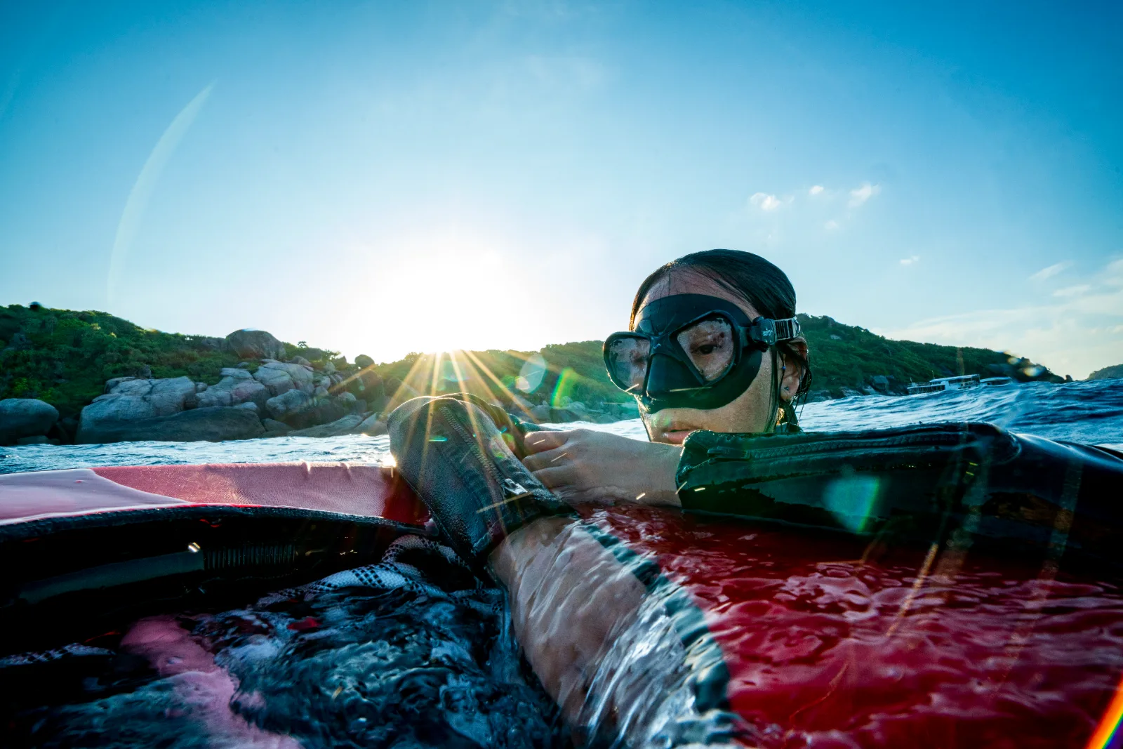 A freediver in the surface of the water on an orenda freediving course in Koh Tao, Thailand
